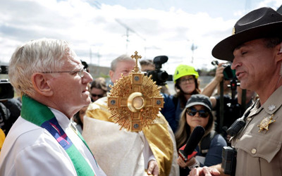 CARDINAL CUPICH CALLS OUT 'HYPOCRISY' IN US IMMIGRATION ENFORCEMENT